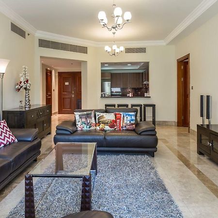 Beachfront Two Bedrooms On Palm Jumeirah By Deluxe Holiday Homes Дубай Экстерьер фото