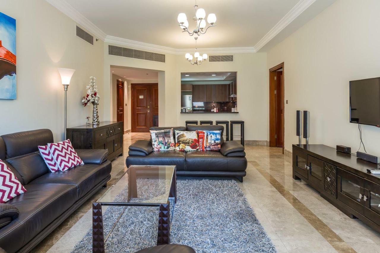 Beachfront Two Bedrooms On Palm Jumeirah By Deluxe Holiday Homes Дубай Экстерьер фото