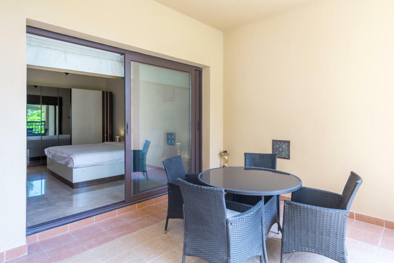 Beachfront Two Bedrooms On Palm Jumeirah By Deluxe Holiday Homes Дубай Экстерьер фото